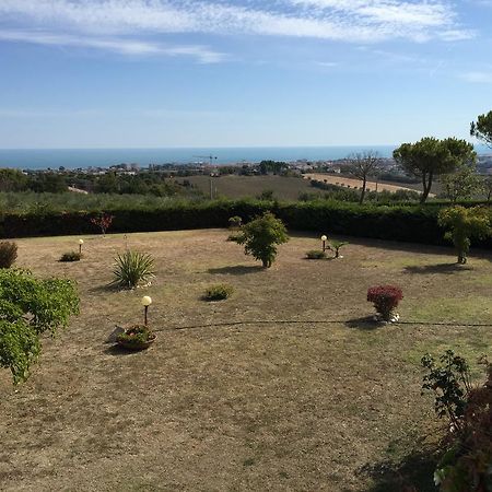 Villa Dolcevita San Costanzo Zewnętrze zdjęcie