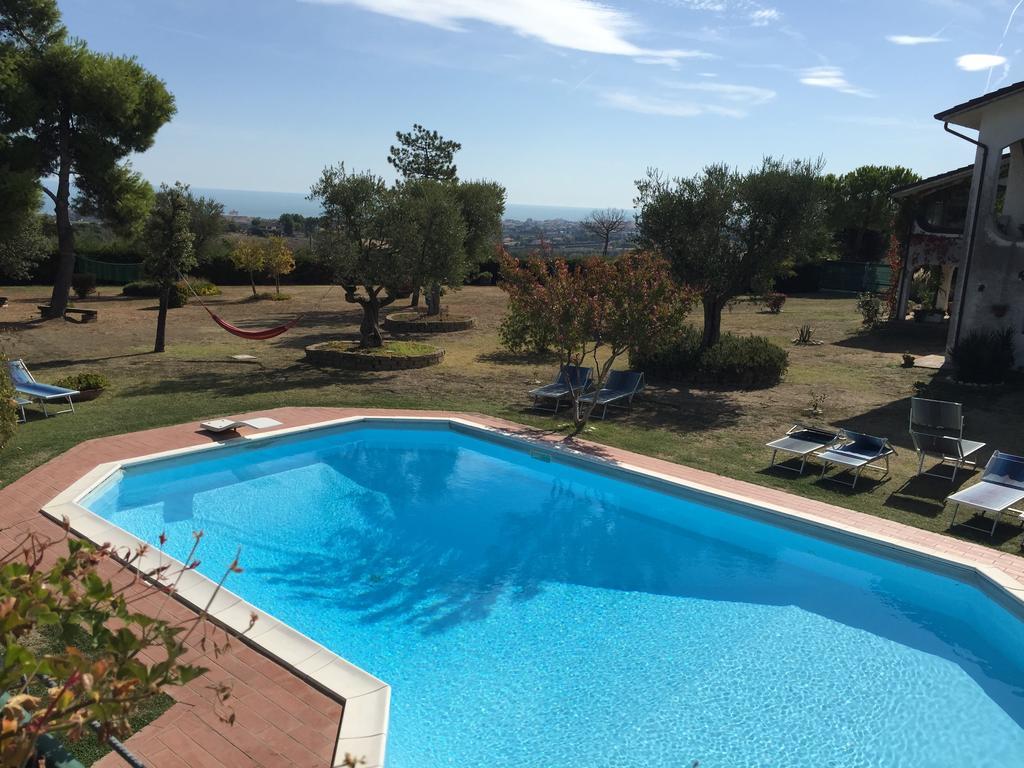Villa Dolcevita San Costanzo Zewnętrze zdjęcie