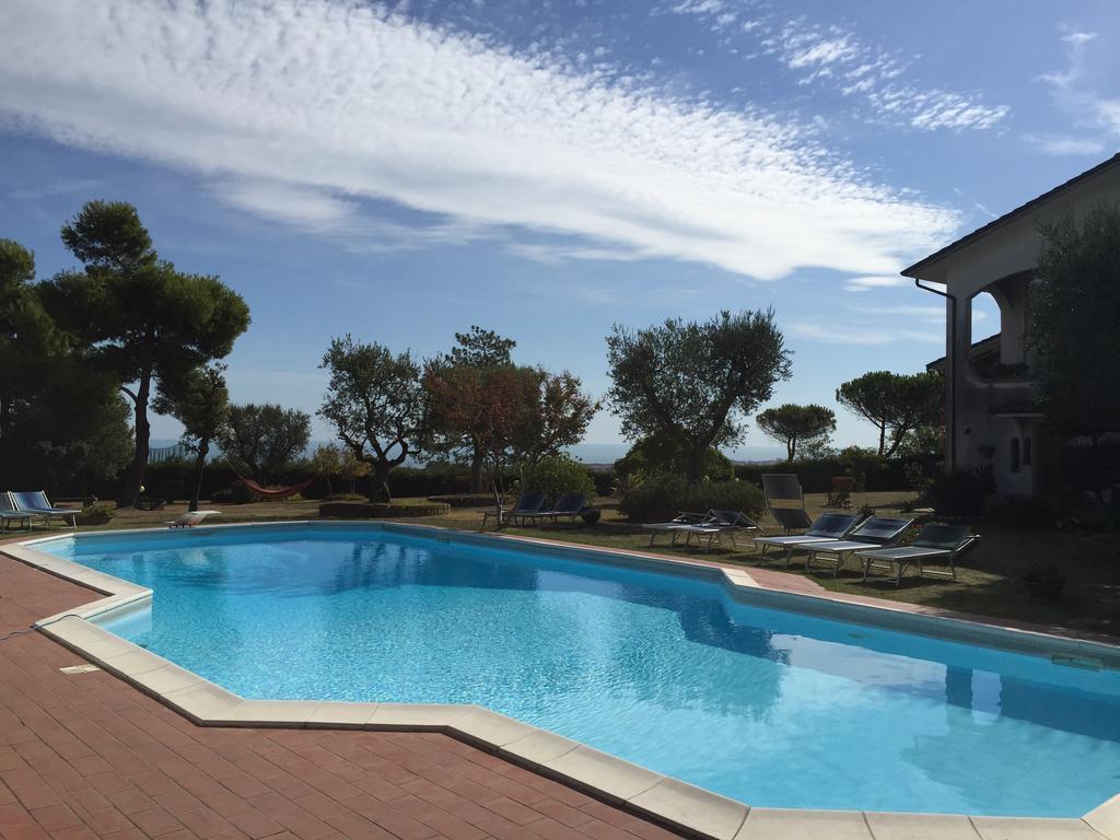 Villa Dolcevita San Costanzo Zewnętrze zdjęcie
