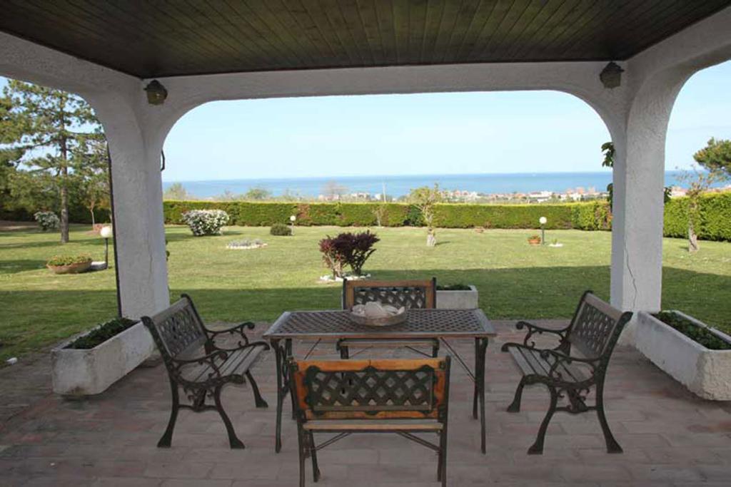 Villa Dolcevita San Costanzo Zewnętrze zdjęcie